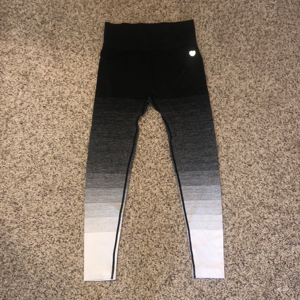 Forever 21 workout leggings
